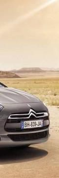 CITROEN Модель
  DS5  Технические характеристики
